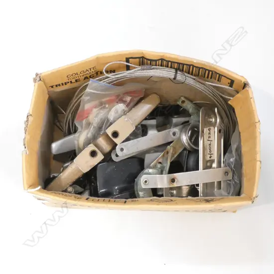 BOX LOT ASST. BOATING ACCESSORIES 