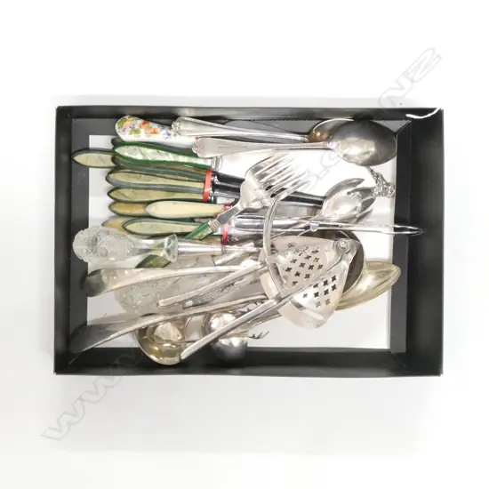 TRAY OF ASST. VINTAGE CUTLERY