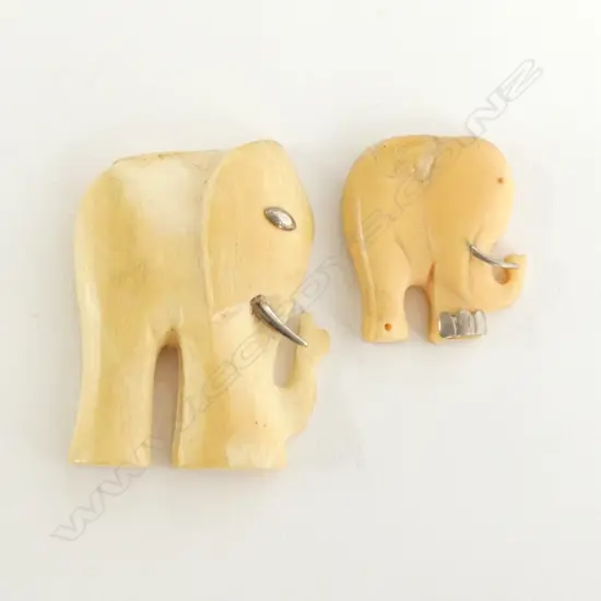 2 IVORY ELEPHANTS ? 35MM & 20MM AF