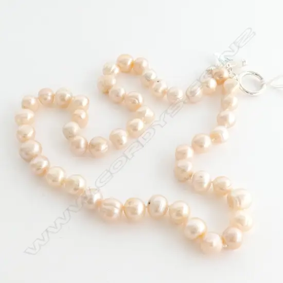 NZ MADE PINK FRESH WATER PEARL NECKLACE 9.5 MM TO 10.5 MM 