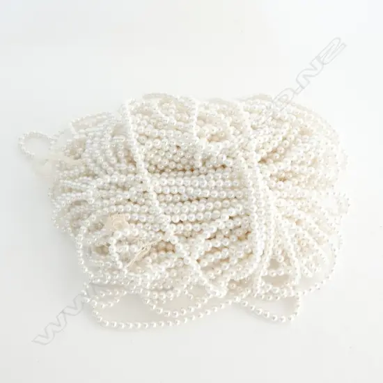 26 STRANDS VINTAGE GERMAN SMALL COSTUME PEARLS L. 1520MM 