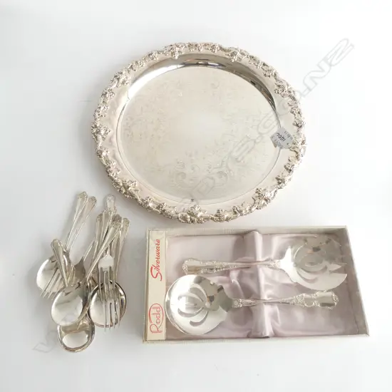 SILVER PLATE TRAY (DIA 310MM) BOXED RODD SERVERS & LOOSE DESSERT CUTLERY (12PC)