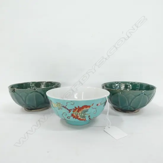 3 CHINESE GREEN GLAZED BOWLS 115MM DIA