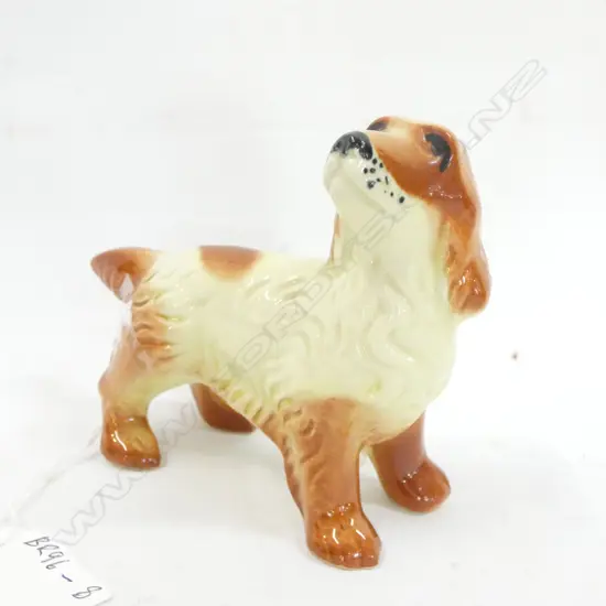 AUSTRALIAN DARBYSHIRE POTTERY DOG L.115MM