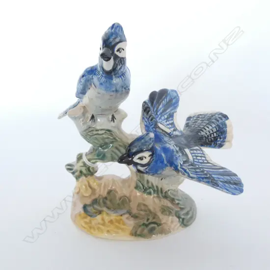 BESWICK PR BLUE JAYS ON A BRANCH H. 150MM
