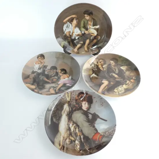 4 KAISER ART COLLECTION PLATES - DIA 240MM