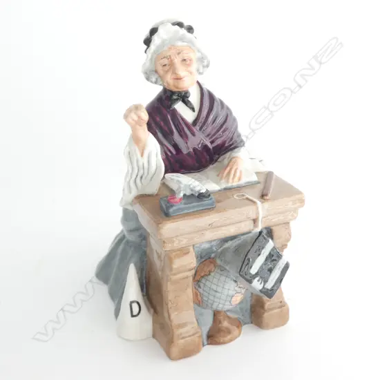 ROYAL DOULTON FIGURE - SCHOOLMARM D2223 H. 175MM