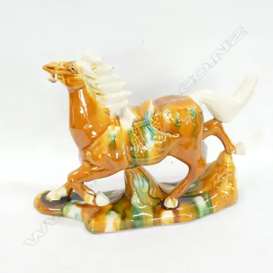 CHINESE SANCAI GLAZE HORSE L. 290MM