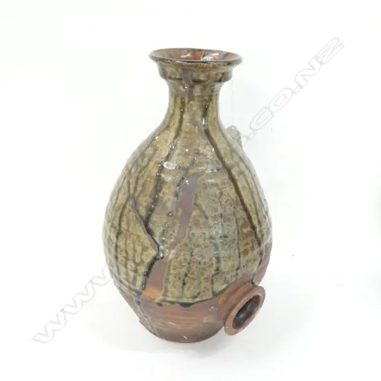 YVONNE RUST WINE DECANTER H.330MM