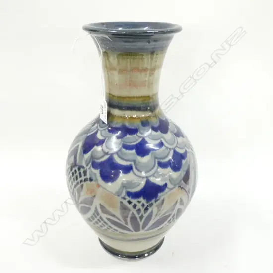 RED BARN POTTERY VASE H. 350MM