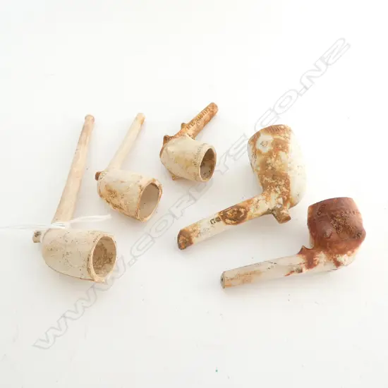 FIVE OLD CLAY PIPES - LONGEST 120MM