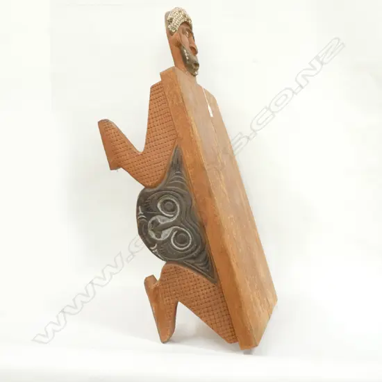 PNG SEPIK RIVER CARVED WOODEN TABLE 900 x 330 X 220mm 