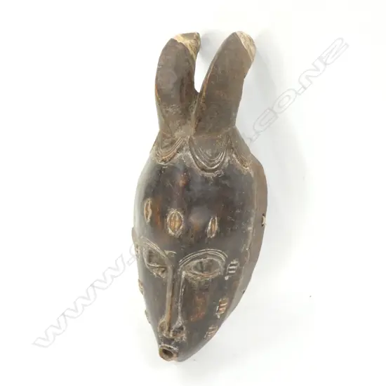 TRIBAL AFRICAN CARVED WOODEN MASK WITH HORNS H. 430MM