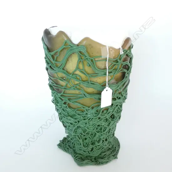FISH DESIGN GREEN SPAGETTI RUBBER VASE H.273mm