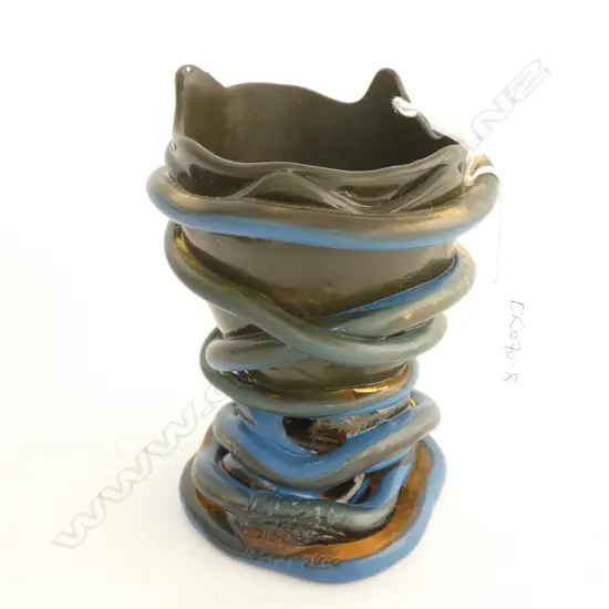 FISH DESIGN GREEN SPAGETTI RUBBER VASE H.135mm