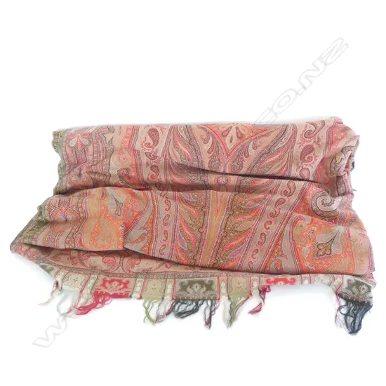 JACQUARD-WOVEN PAISLEY THROW 2800 X 1600MM DAMAGED SECTIONS MISSING