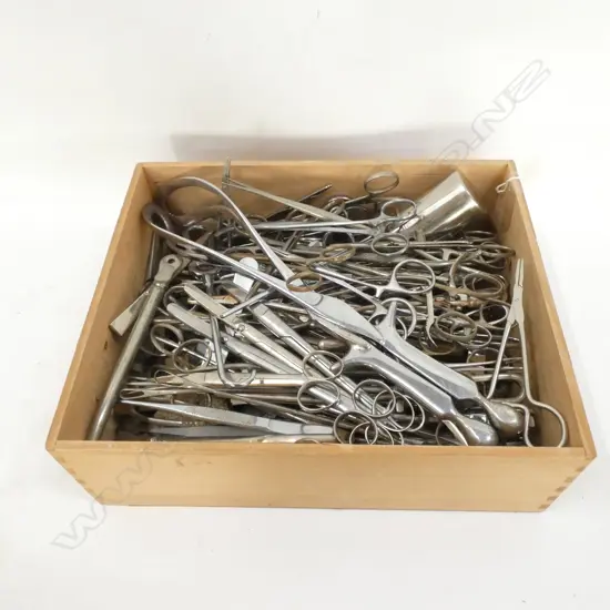 BOX OLD STAINLESS STEEL MEDICAL INSTRUMENTS