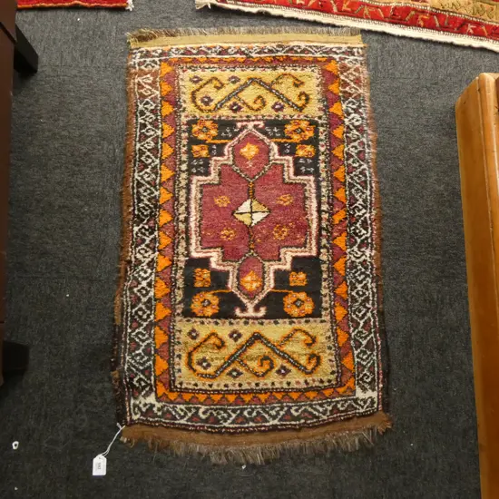 HAND WOVEN ALL WOOL TRIBAL RUG 850 X 560mm...