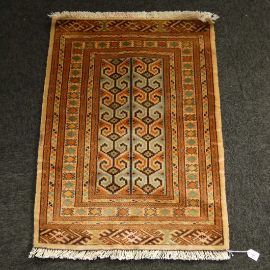 (15M) PERSIAN H/KNOTTED TORKAMAN RUG 880 x 650 mm