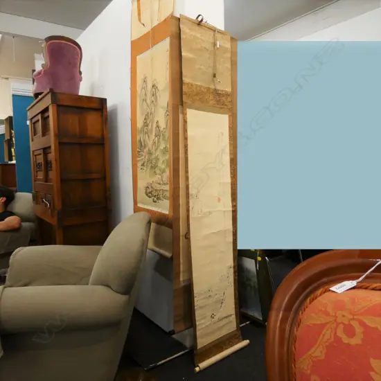 3 ORIENTAL SCROLLS: LANDSCAPE. 3 FIGURES + SIMPLE LANDSCAPE 