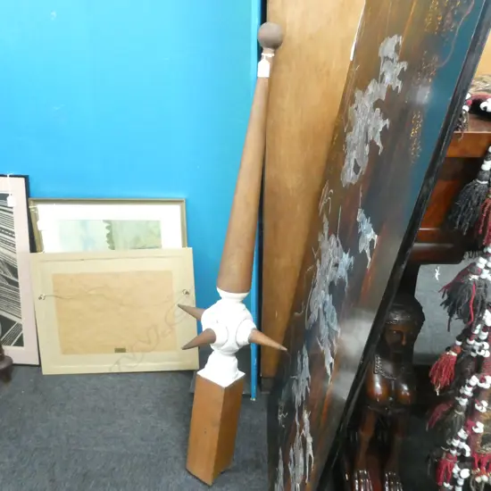 ANTIQUE WOODEN SPIKED POST H. 1170MM