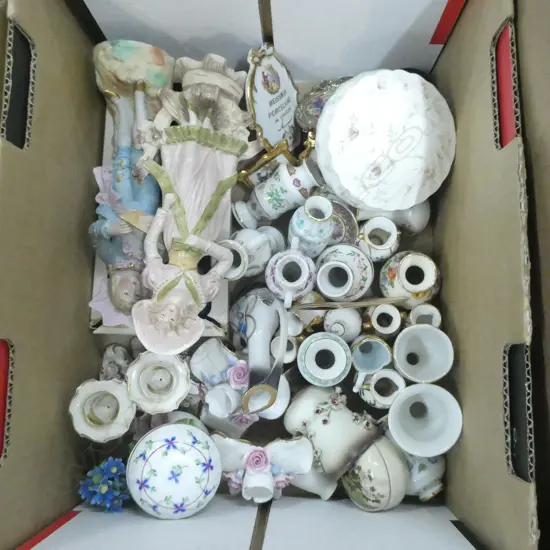 BOX LOT ASST. SMALL PORCELAIN PCES