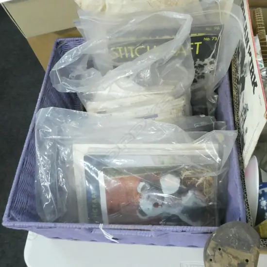 LOT ASST SEWING PATTERNS VOGUE ETC