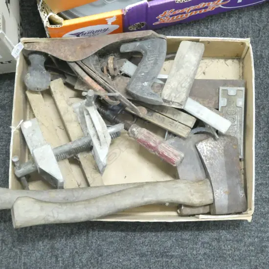 BOX LOT TOOLS 