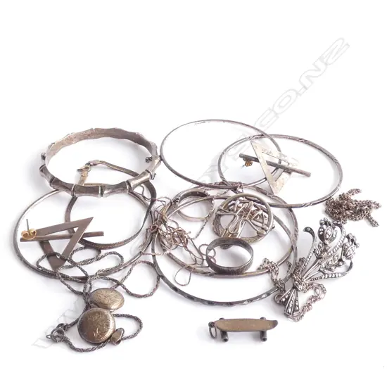 ASST. 925 STERLING JEWELLERY; BANGLES, RINGS, EARRINGS, CHAINS ETC 88.2 GRAMS