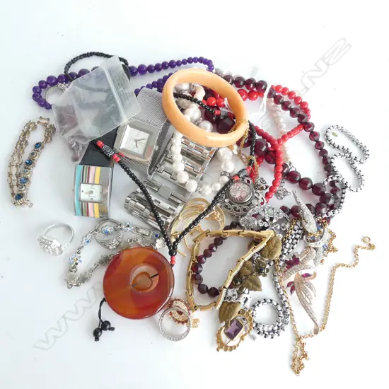 ASST. COSTUME JEWELLERY