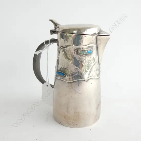 POLISHED PEWTER TUDRIC LIDDED JUG H.135mm