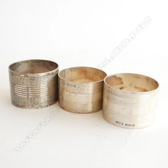 3 STG SILVER NAPKIN RINGS, 135 GRAMS B'HAM