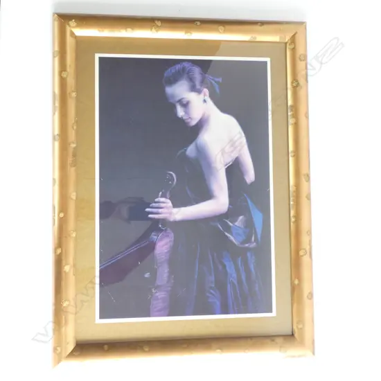 VIOLINIST PRINT 570 X 380MM