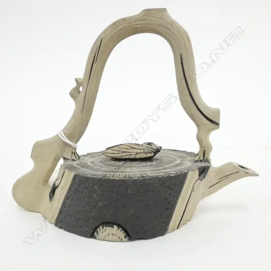 CHINESE EARTHENWARE TEAPOT LOG FORM L.170mm