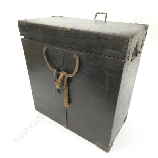 SMALL OLD JAPANESE DEEP WOODEN 1- COMPARTMENT CHEST 385 X 200 X 400MM