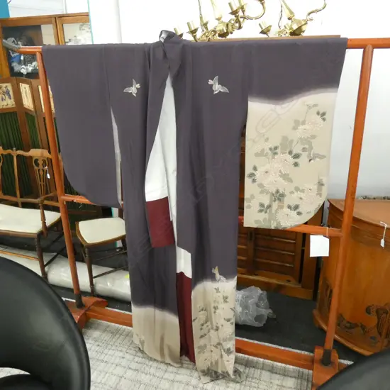 PURPLE SILK KOMON KIMONO - A BIRD EACH SIDE TOP FRONT & BEIGE SLEEVES WITH BIRDS & LILAC CHRYSANTHEMUMS /GREEN FOLIAGE.