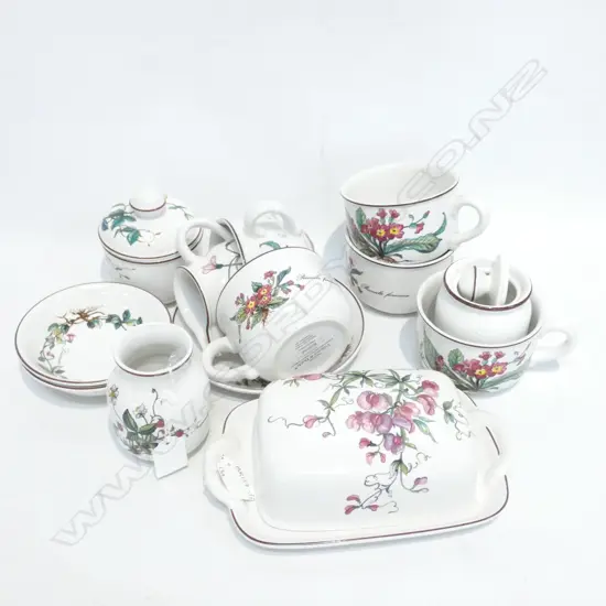 13 PCS VILLEROY & BOCH BOTANICA, CUPS / SAUCERS/ JAM & SUGAR / DISHES / JUGS & BUTTER DISH 