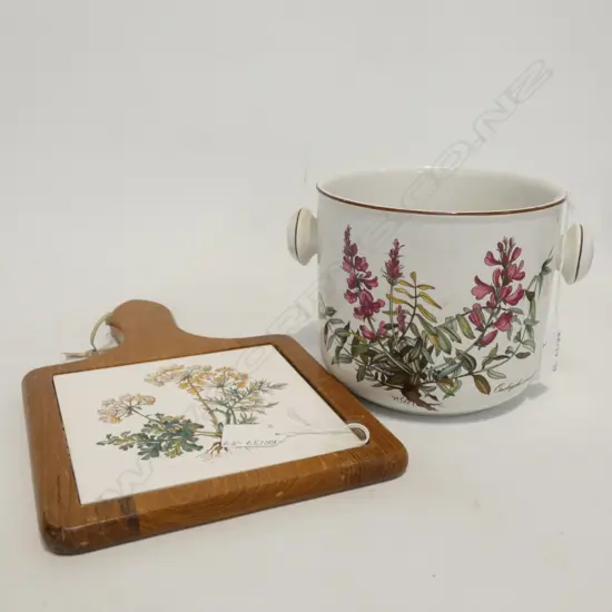 VILLEROY & BOCH BOTANICA ICE BUCKET (H, 135MM) & WOODEN FRAMED CHEESE BOARD (295 X 190MM) ...