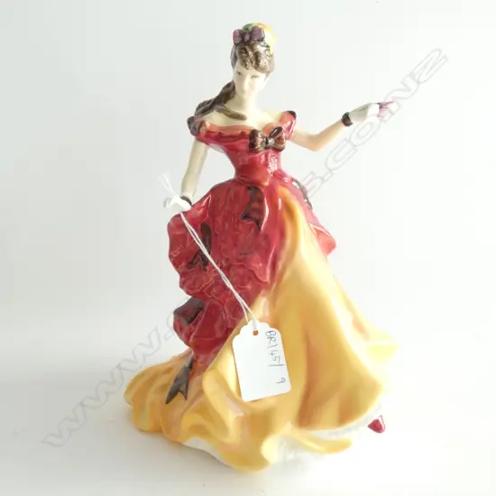 R/DOULTON FIGURINE 'BELLE' H. 210MM