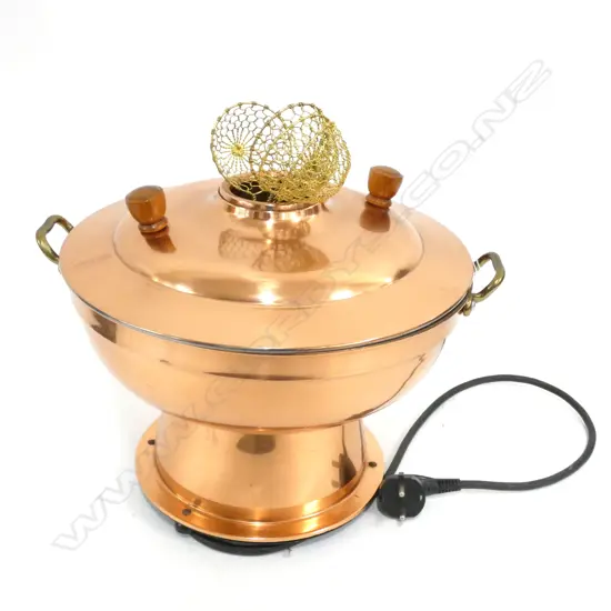 LG SKS DUTCH ELECTRIC COPPER FONDUE POT (DIA. 300MM) & 4 SM WIRE BASKETS  ...