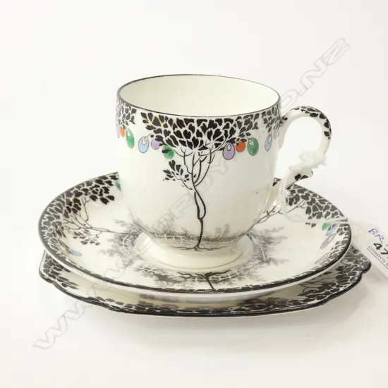 SHELLEY ‘EMPIRE’ TRIO, SHAPE #11870 