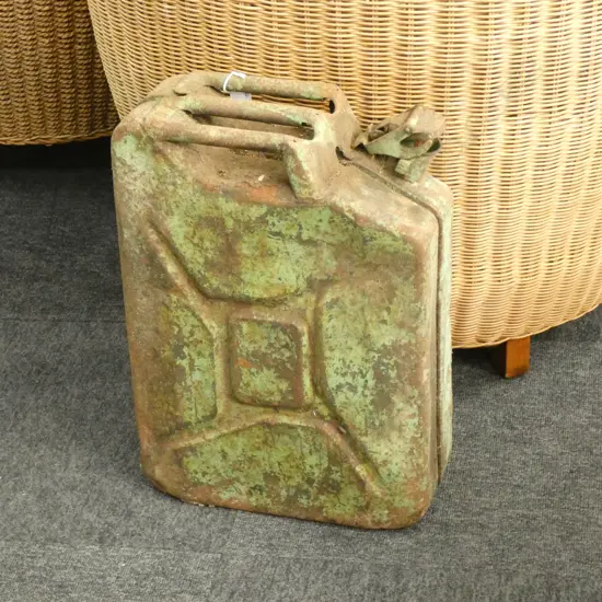 VINTAGE PETROL CAN H.470mm