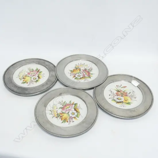 4 BASSANO HAND PAINTED WALL PLATES WITH PEWTER FRAMES DIA 260MM 