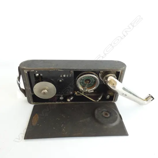 EXCELDA SWISS PORTABLE GRAMOPHONE