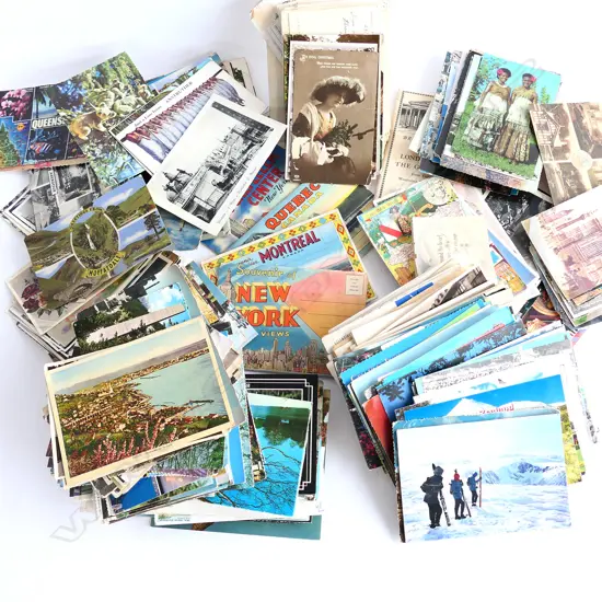 SM BOX VINTAGE POSTCARDS, EARLY 20TH & MID CENTURY