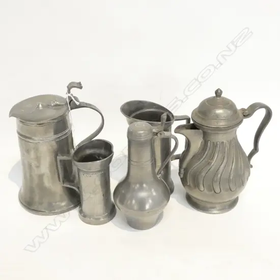 FIVE OLD PEWTER PIECES; TWO MEASURES; TANKARD  PLUS TWO JUGS