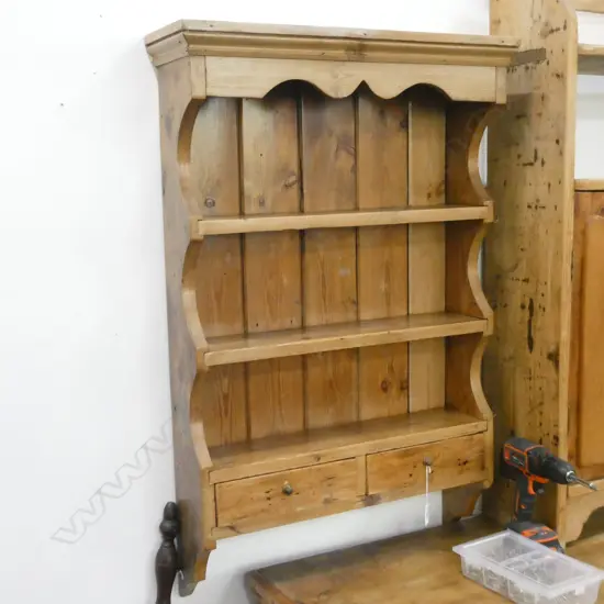 VINTAGE ANTIQUE STYLE COUNTRY PINE WALL SHELVES W.630mm H.960mm