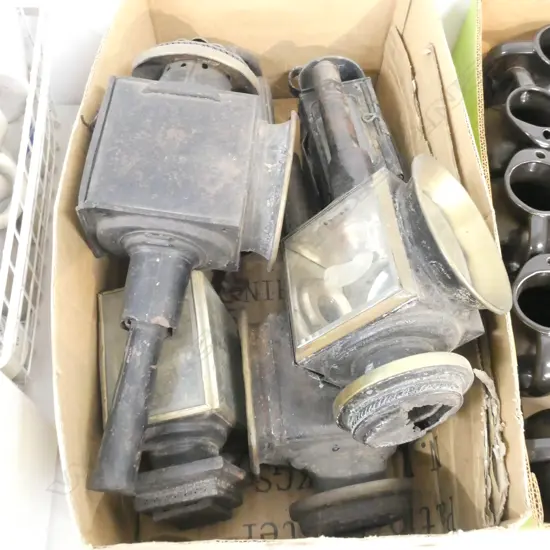 6 ASST CARRIAGE LAMPS