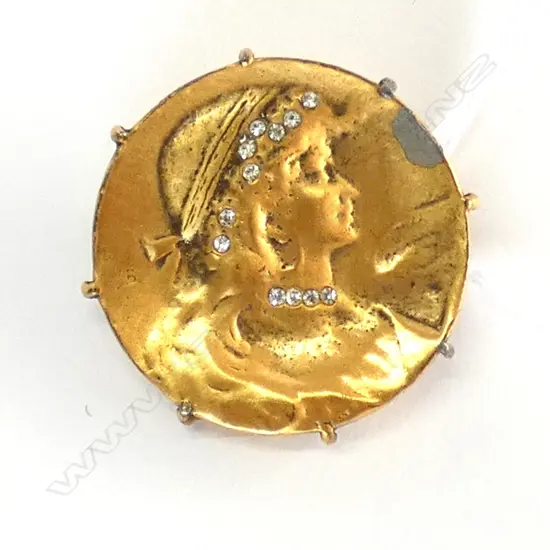 GOLD PLATED MUSEUM COPY OF ROMAN COIN