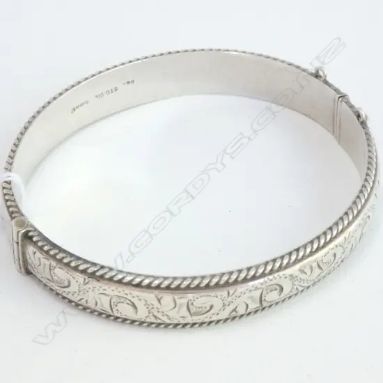 VINTAGE STG SILVER BANGLE (NO SAFETY CHAIN) 18.8 GMS